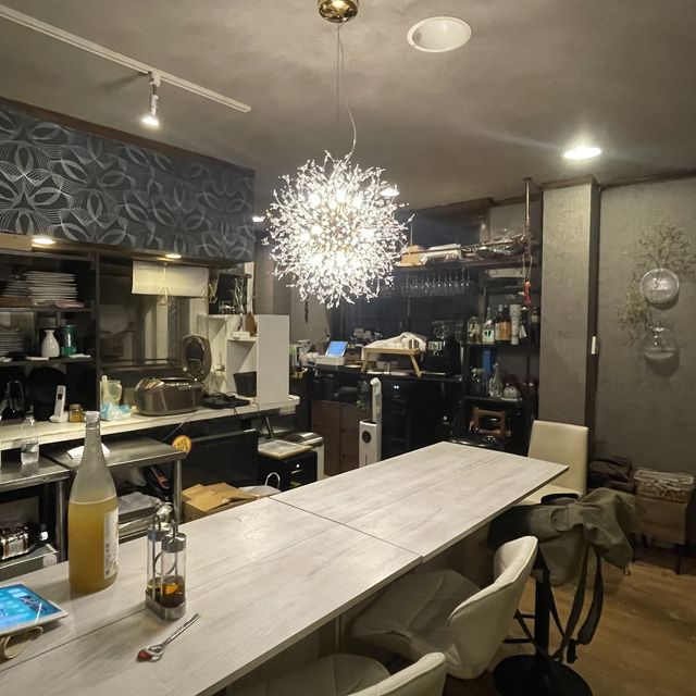 居酒屋店内